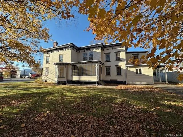 $3,000 | 11 West Bridge Street, Unit REAR, Saugerties, NY 12477