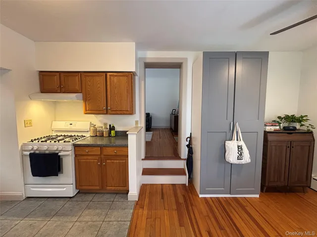 $3,000 | 11 West Bridge Street, Unit REAR, Saugerties, NY 12477