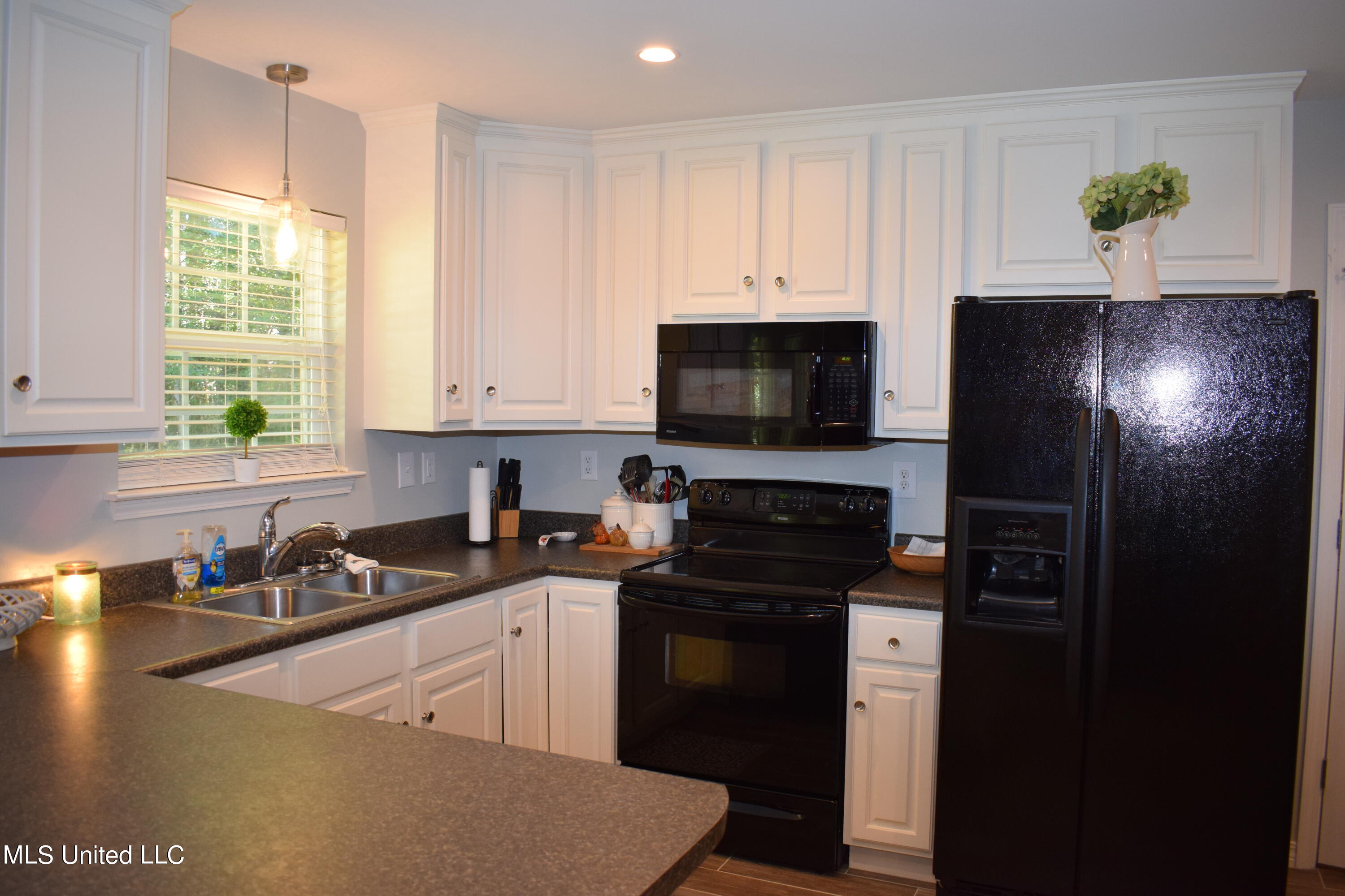 1214 Sally Parker Road Lucedale, MS 39452 - Photo 14 of 30 Kitchen