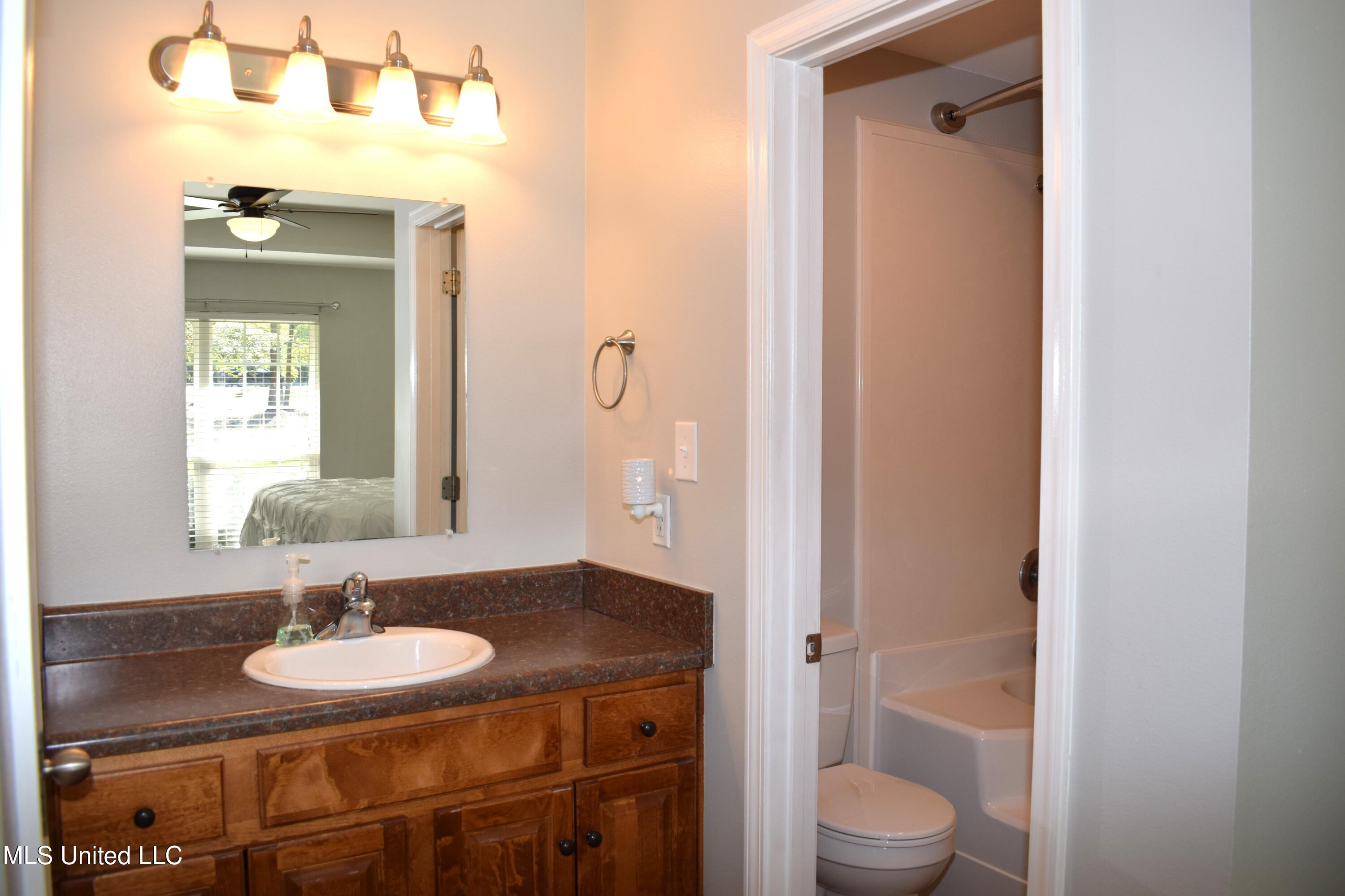 1214 Sally Parker Road Lucedale, MS 39452 - Photo 18 of 30 Master Bath