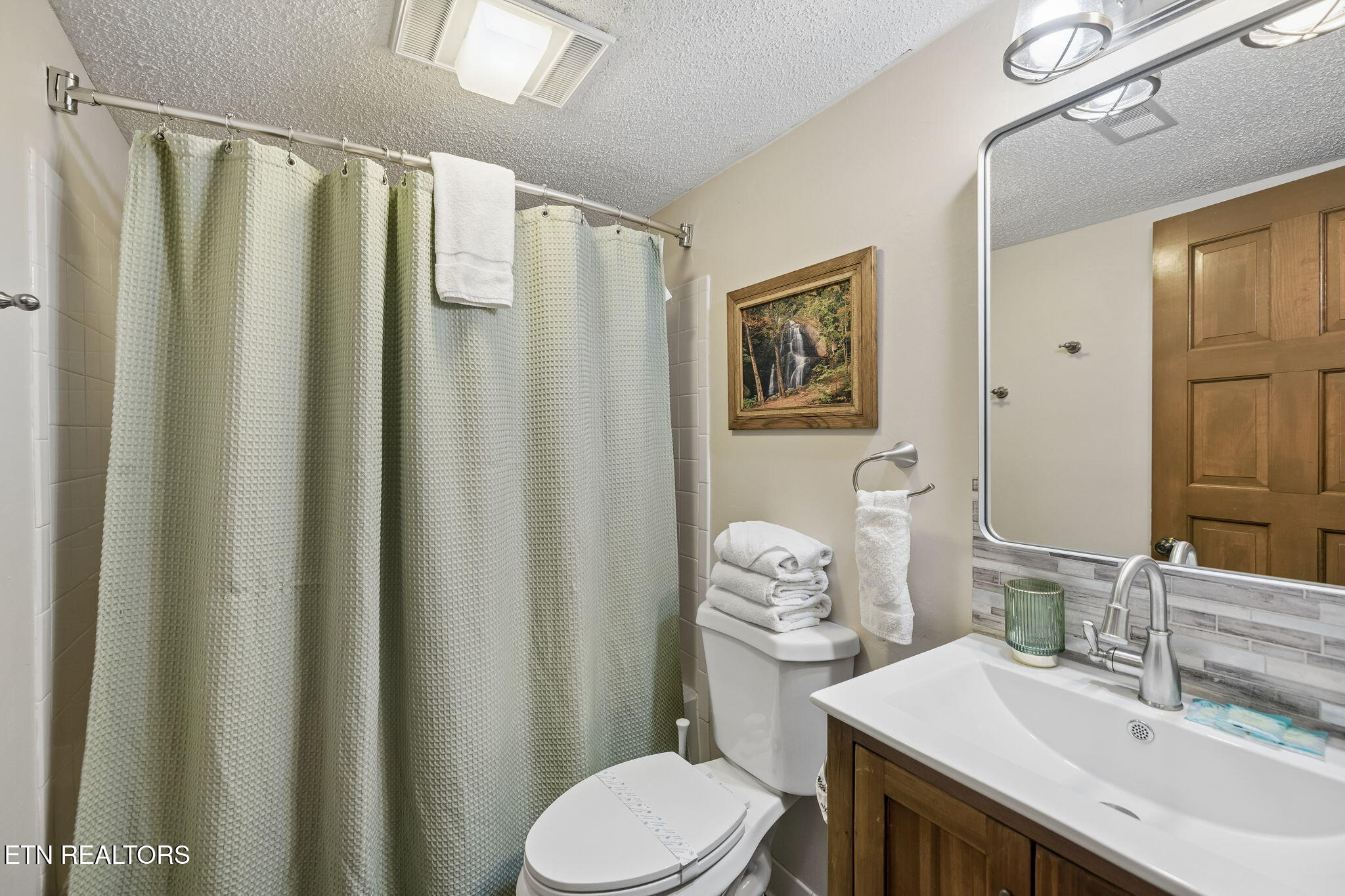 1155 Upper Alpine Way, Unit 211 Gatlinburg, TN 37738 - Photo 17 of 36 23-1155 Upper Alpine Way 211 - 023