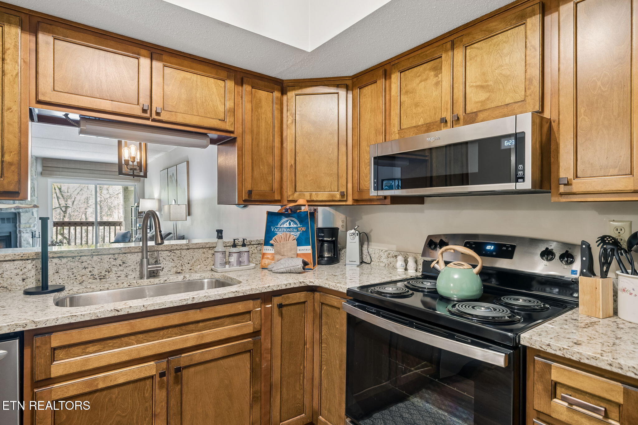 1155 Upper Alpine Way, Unit 211 Gatlinburg, TN 37738 - Photo 7 of 36 8-1155 Upper Alpine Way 211 - 008