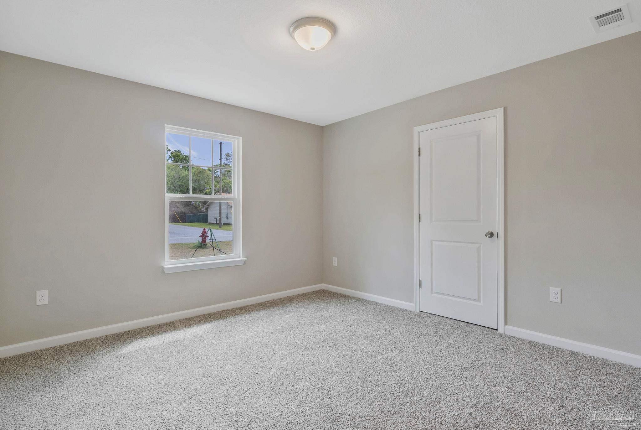 5597 Riviera Drive Milton, FL 32583 - Photo 11 of 47