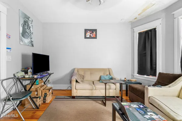 $279,900 | 693 State Street, Albany, NY 12203