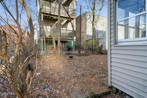 $279,900 | 693 State Street, Albany, NY 12203