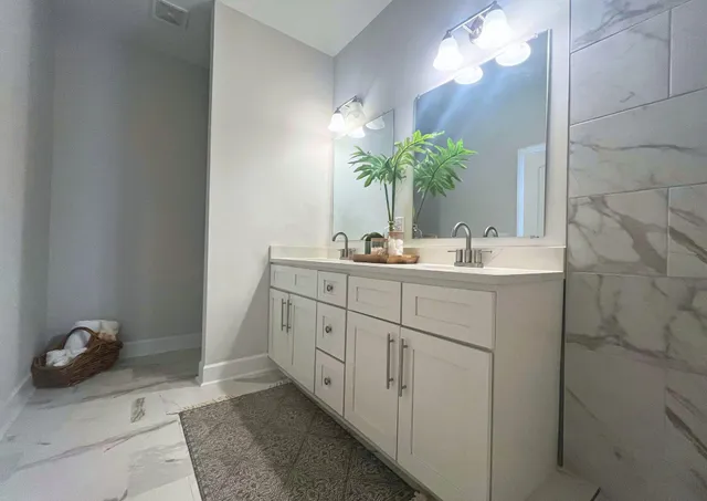 $325,999 | 3292 North Highway 52, St. Stephen, SC 29479