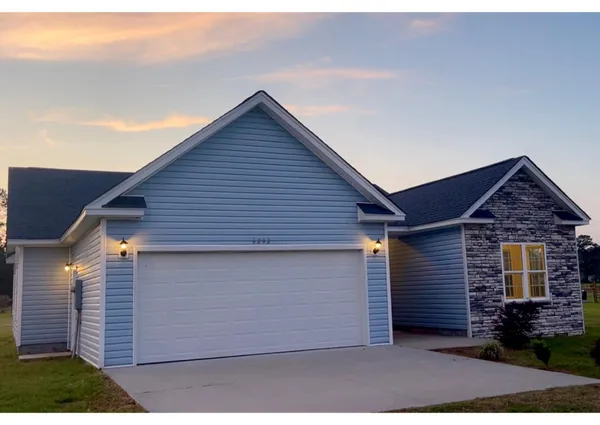 $325,999 | 3292 North Highway 52, St. Stephen, SC 29479