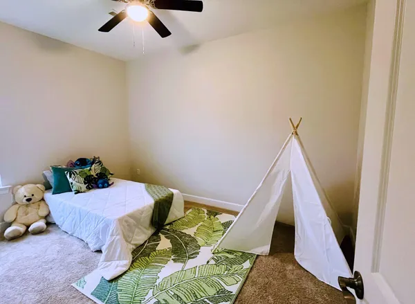 $325,999 | 3292 North Highway 52, St. Stephen, SC 29479