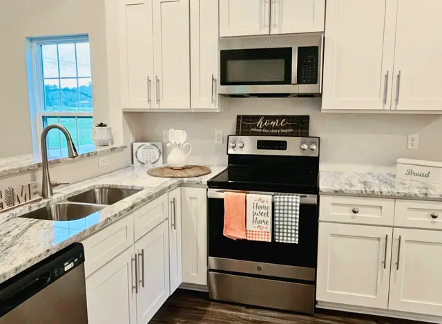 $325,999 | 3292 North Highway 52, St. Stephen, SC 29479