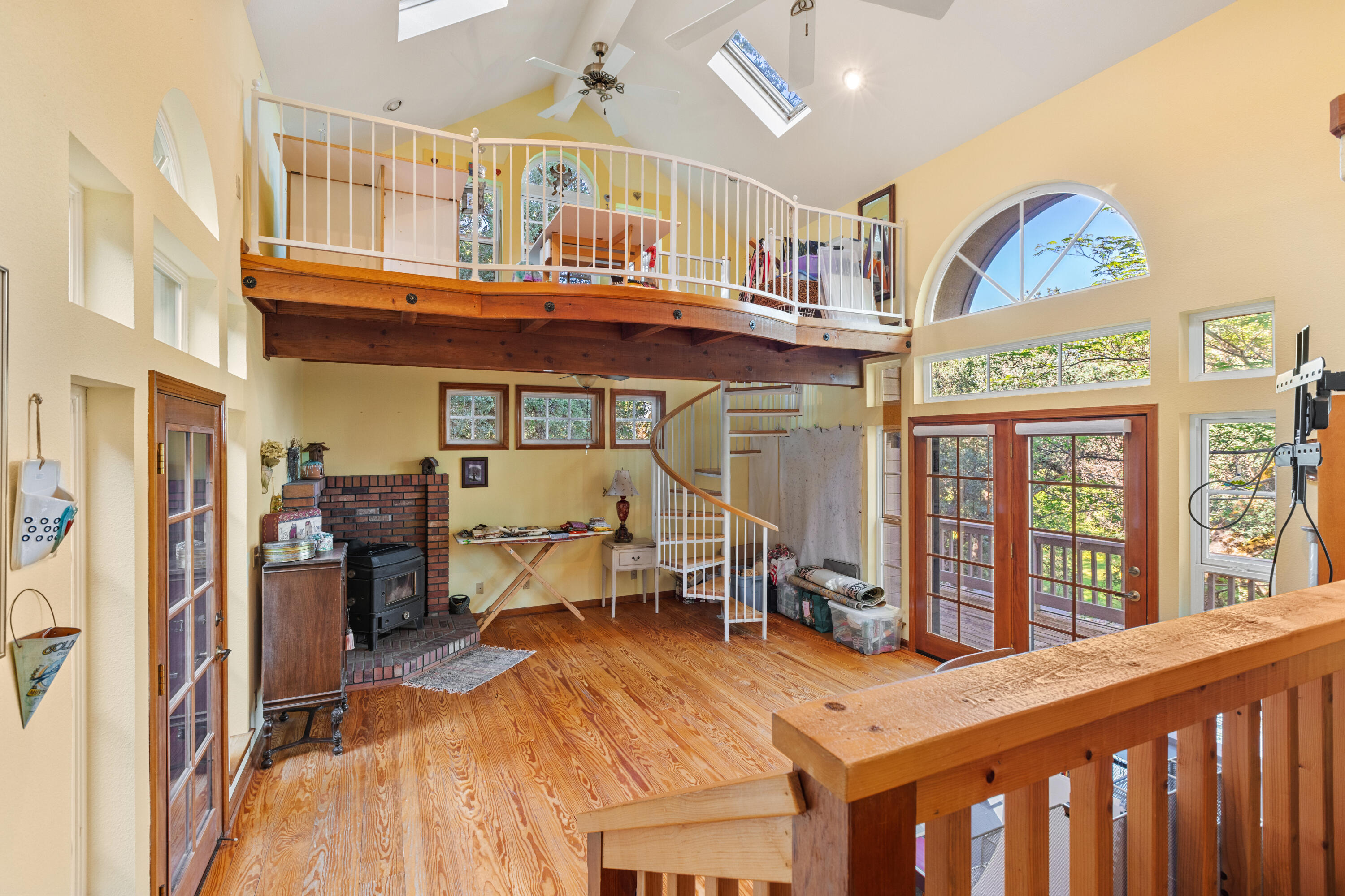 8972 Maynard Road Palo Cedro, CA 96073 - Photo 19 of 54 Bonus Room with Loft