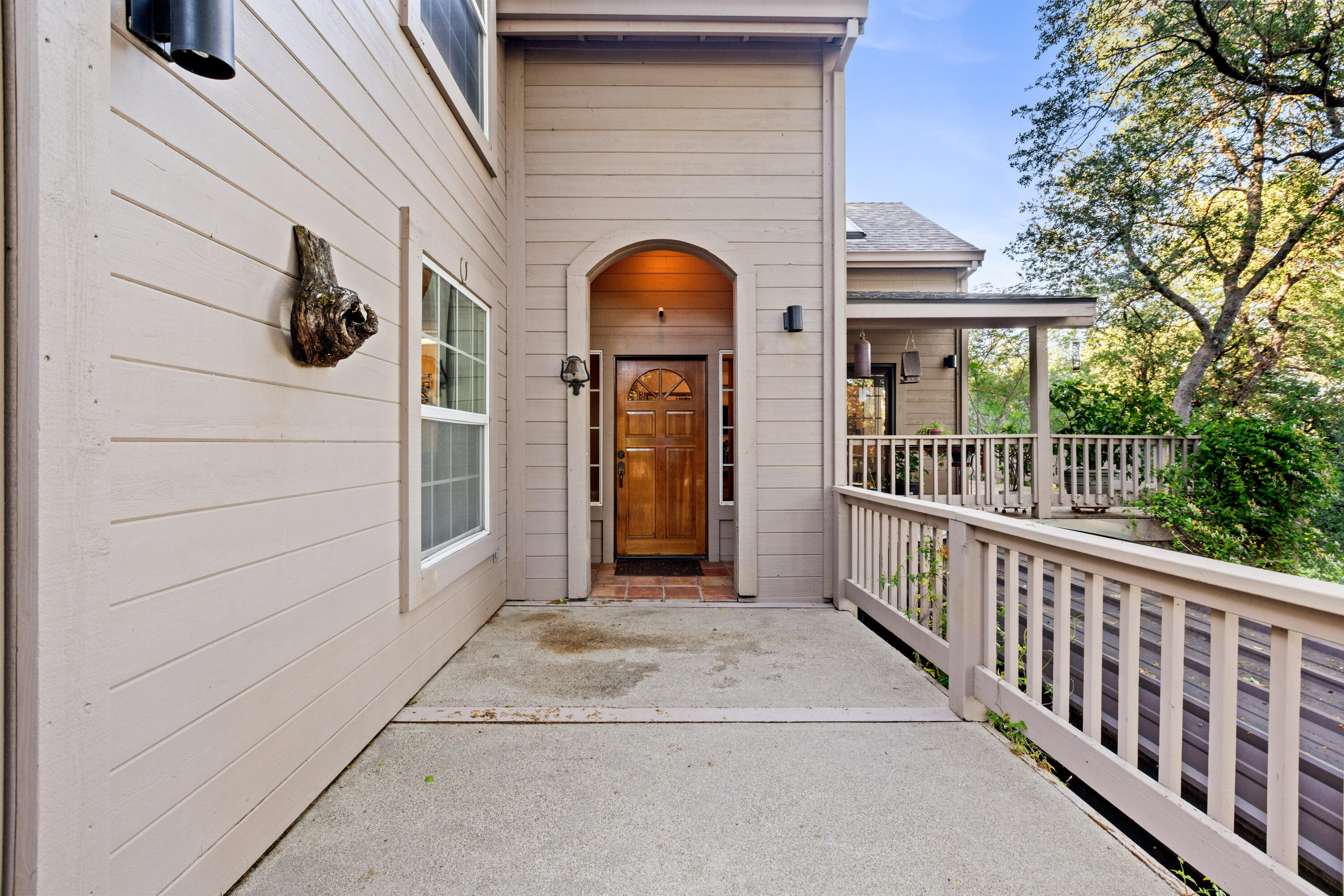 8972 Maynard Road Palo Cedro, CA 96073 - Photo 3 of 54 Front of House