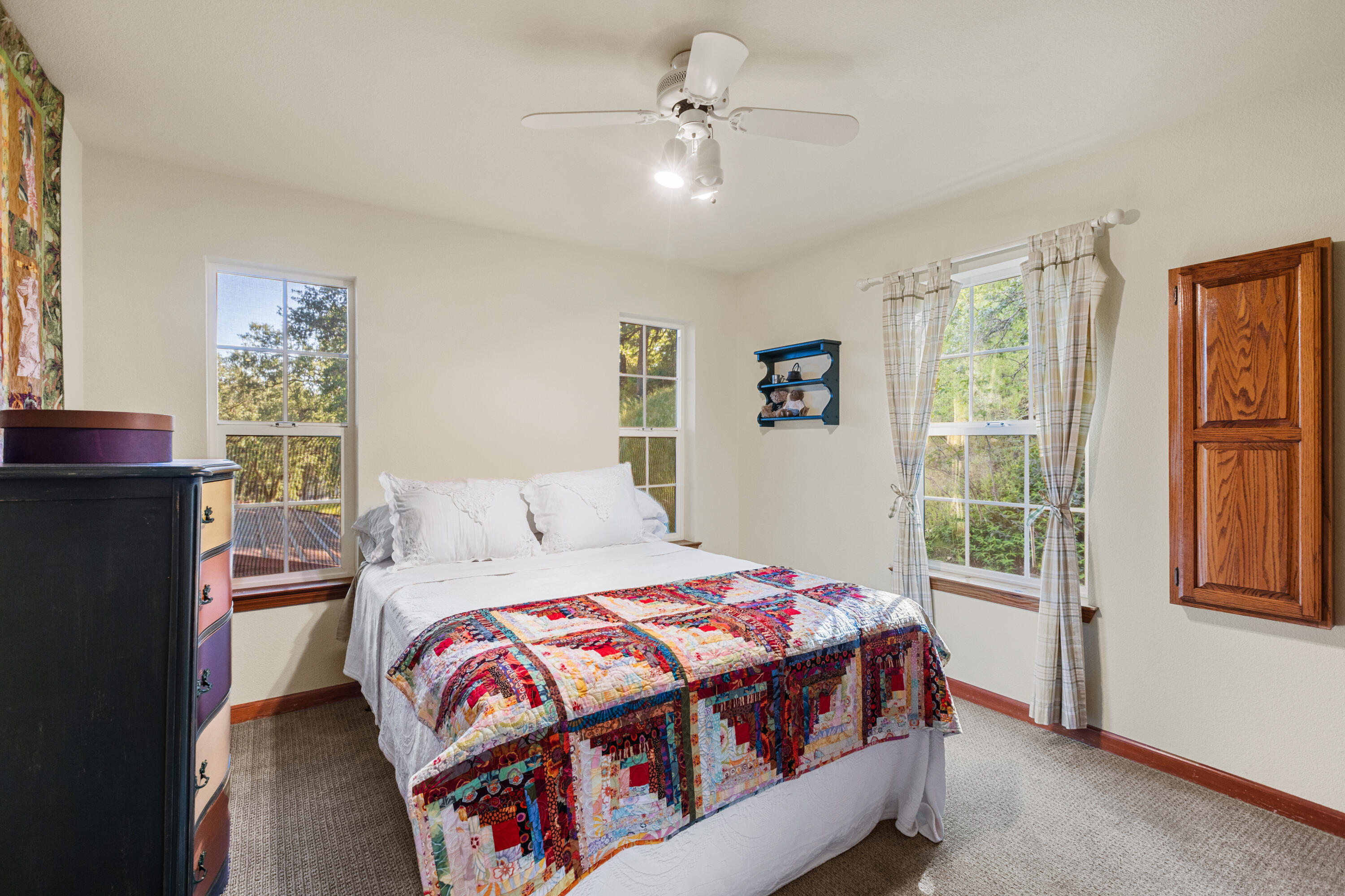 8972 Maynard Road Palo Cedro, CA 96073 - Photo 38 of 54 Upstairs Bedroom 2