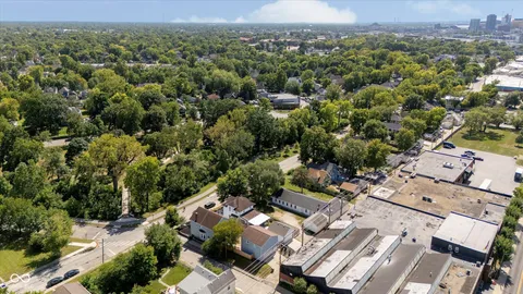 $500,000 | 1776 East Brookside Avenue, Indianapolis, IN 46201