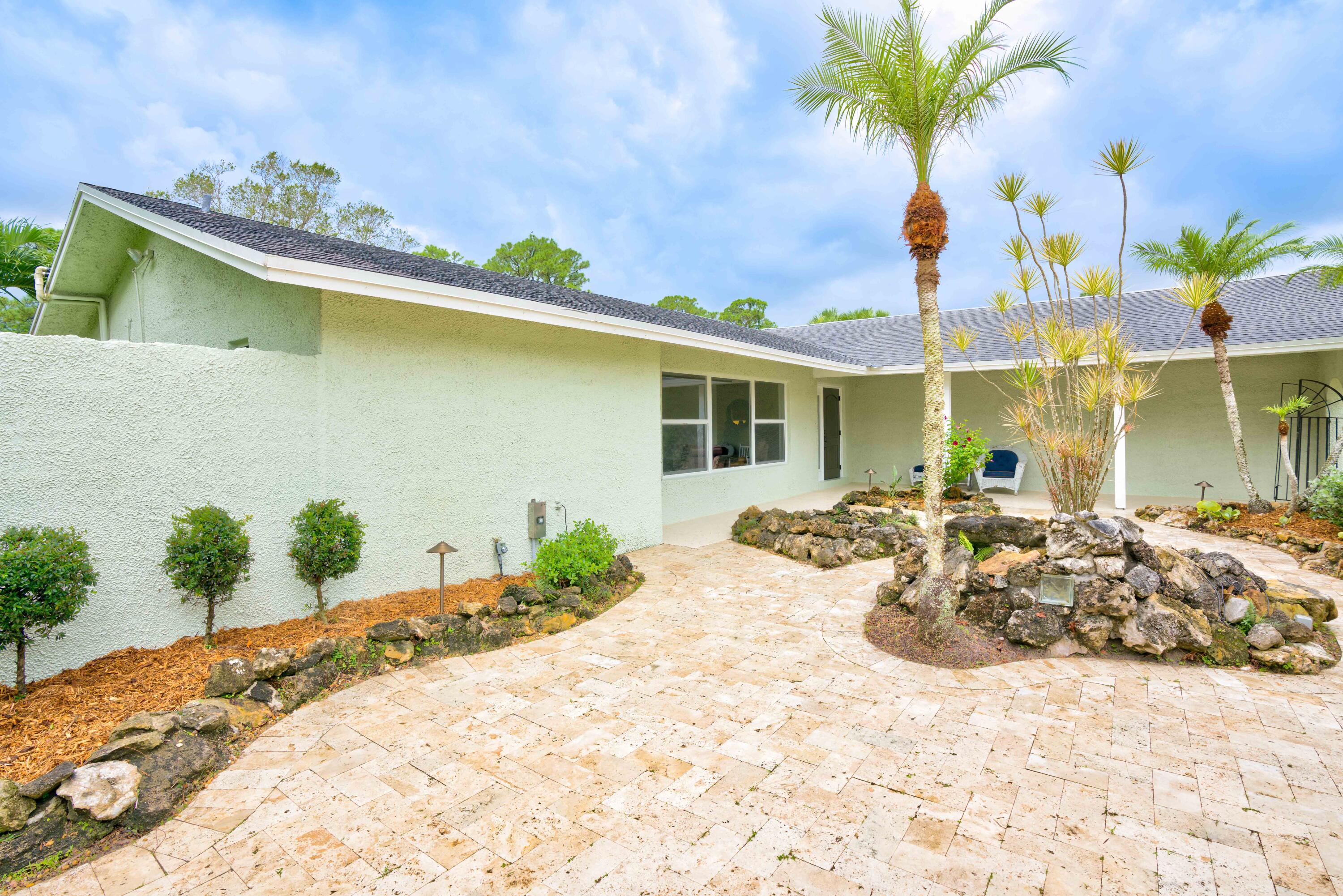 10046 175th Road North Jupiter, FL 33478 - Photo 8 of 66 08__mlp2450_1_2_3_4