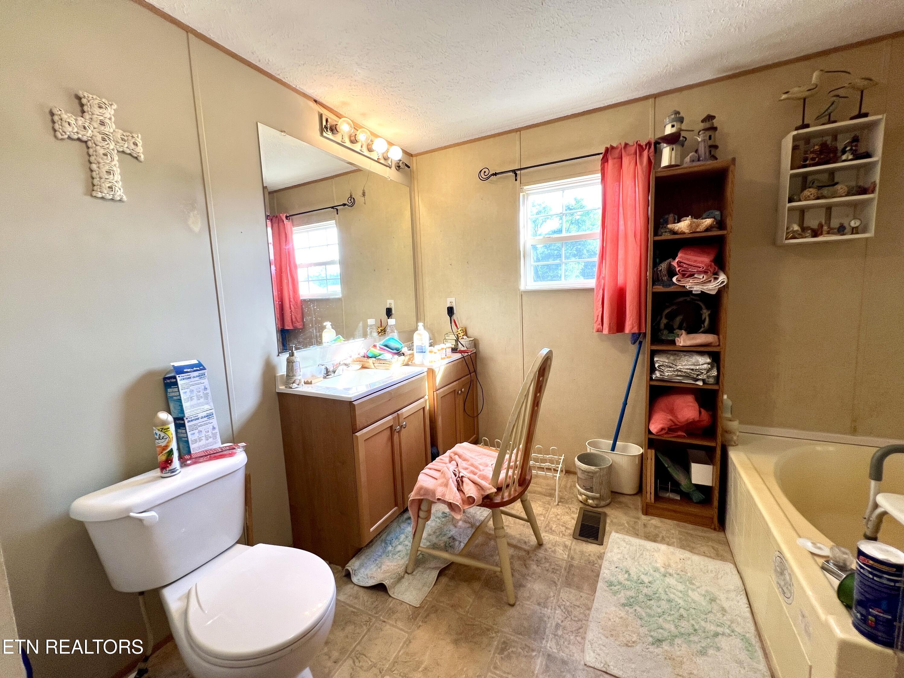 1228 Evans Valley Road Newport, TN 37821 - Photo 13 of 30 20260701_220315670_iOS