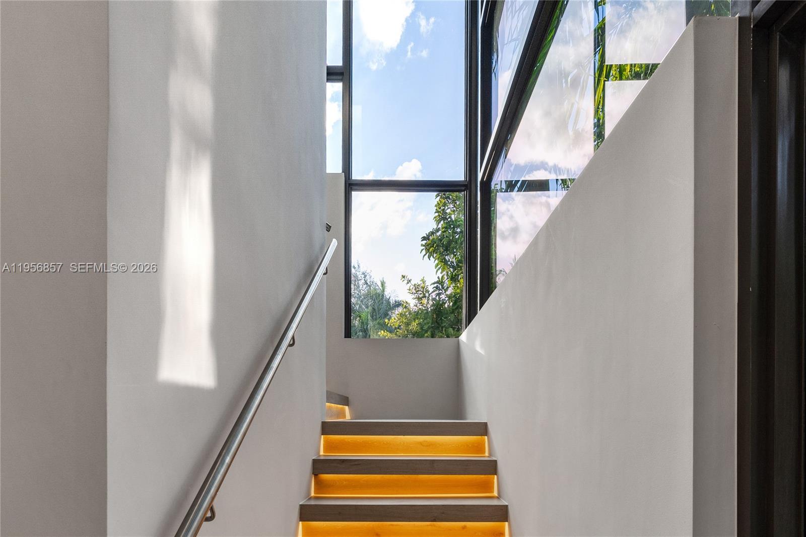 2805 Freeman Street Miami, FL 33133 - Photo 2 of 92