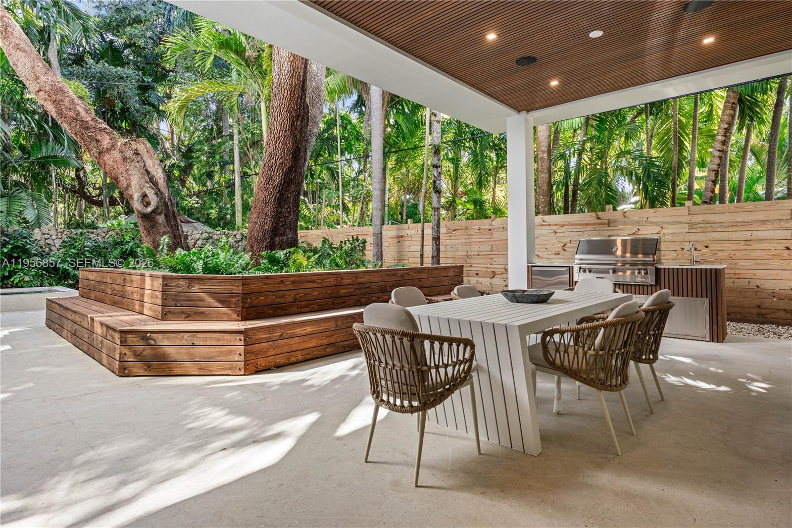 2805 Freeman Street Miami, FL 33133 - Photo 31 of 92