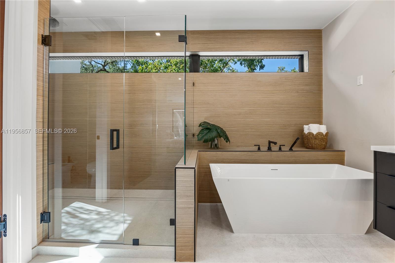 2805 Freeman Street Miami, FL 33133 - Photo 53 of 92