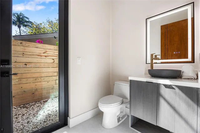 $60,000 | 2805 Freeman Street, Miami, FL 33133