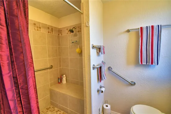 $92,000 | 150 Holiday Lane, Auburndale, FL 33823