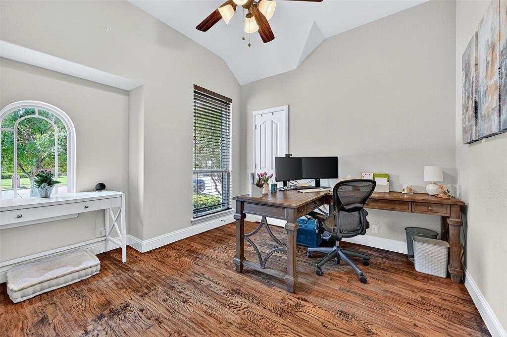 910 Calder Court Anna, TX 75409 - Photo 11 of 37 a workspace with wooden floor