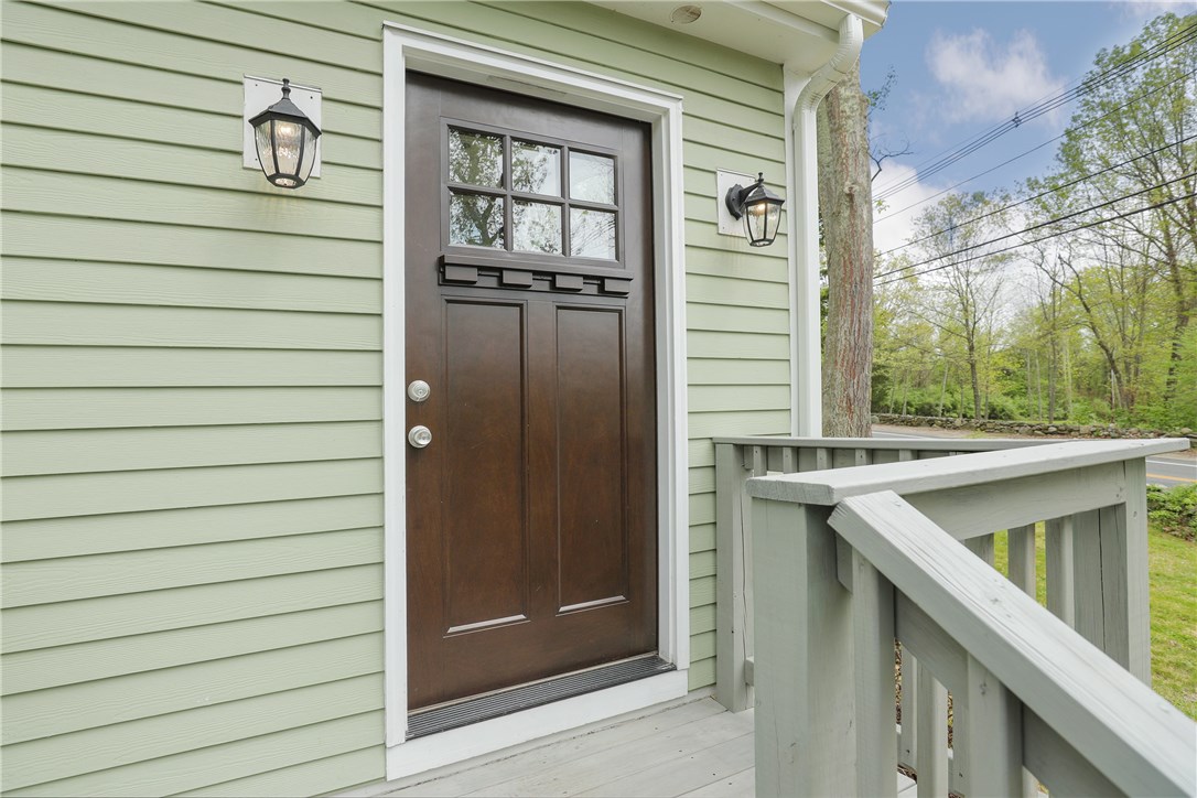 437 Snake Hill Road Glocester, RI 02857 - Photo 6 of 38