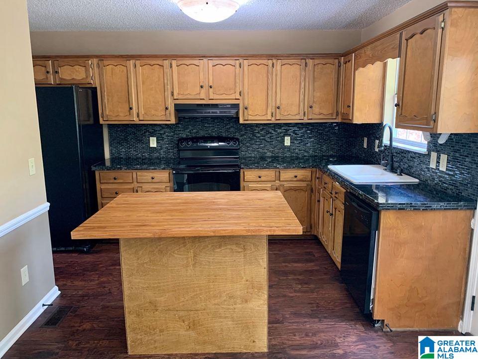 1134 Independence Drive Alabaster, AL 35007 - Photo 9 of 42