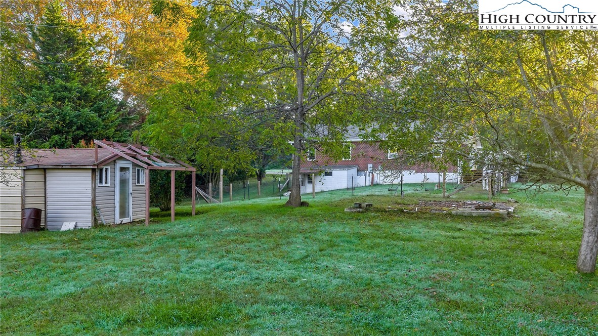 117 Andrews Ridge Road Sparta, NC 28675 - Photo 33 of 50