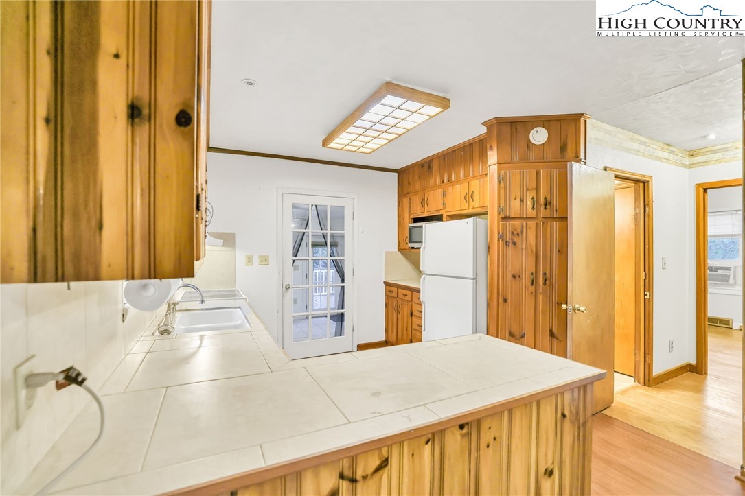 117 Andrews Ridge Road Sparta, NC 28675 - Photo 42 of 49 a spacious bathroom with a shower