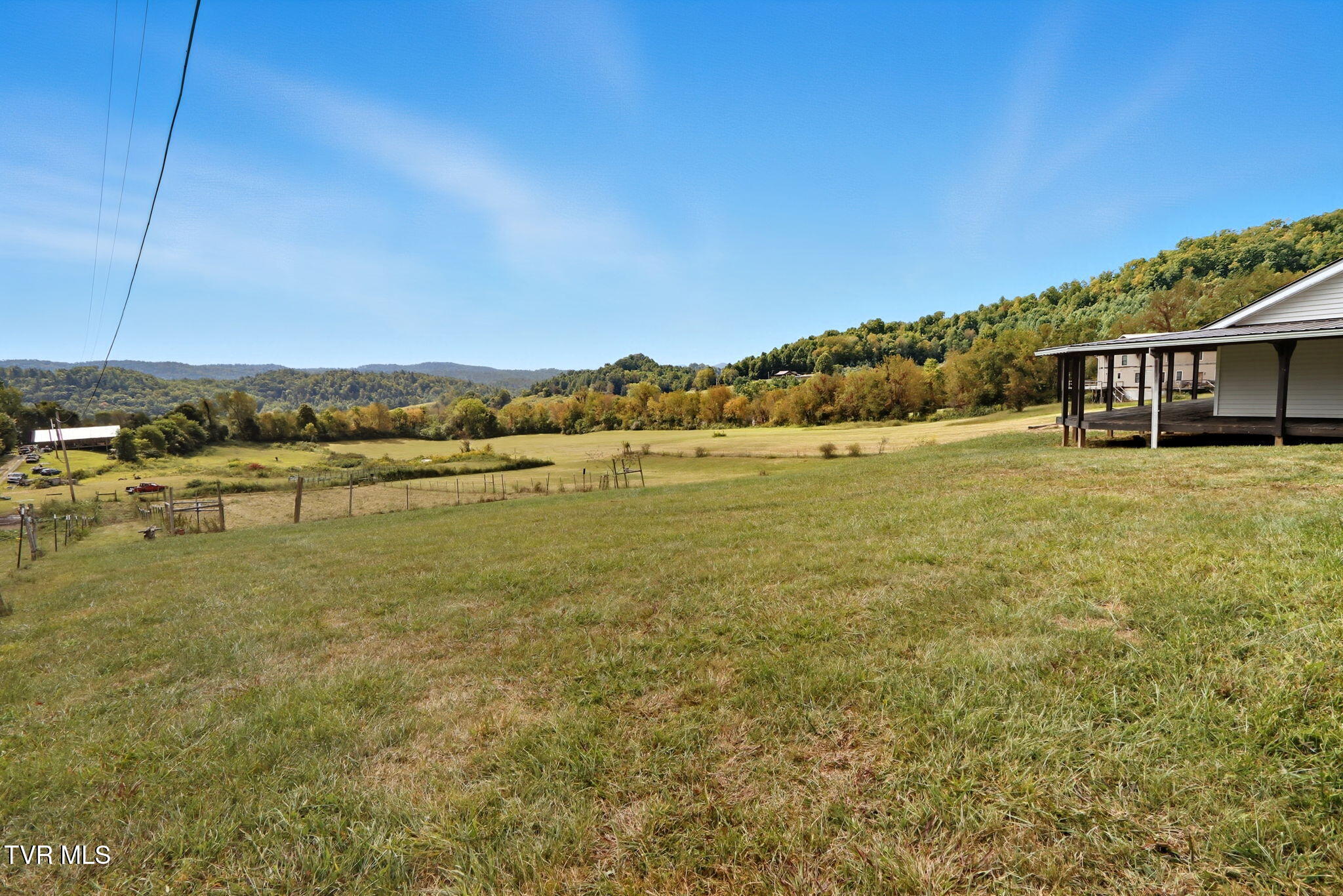 1331 Pine Orchard Road Butler, TN 37640 - Photo 12 of 46 13-web-or-mls-_MG_3387