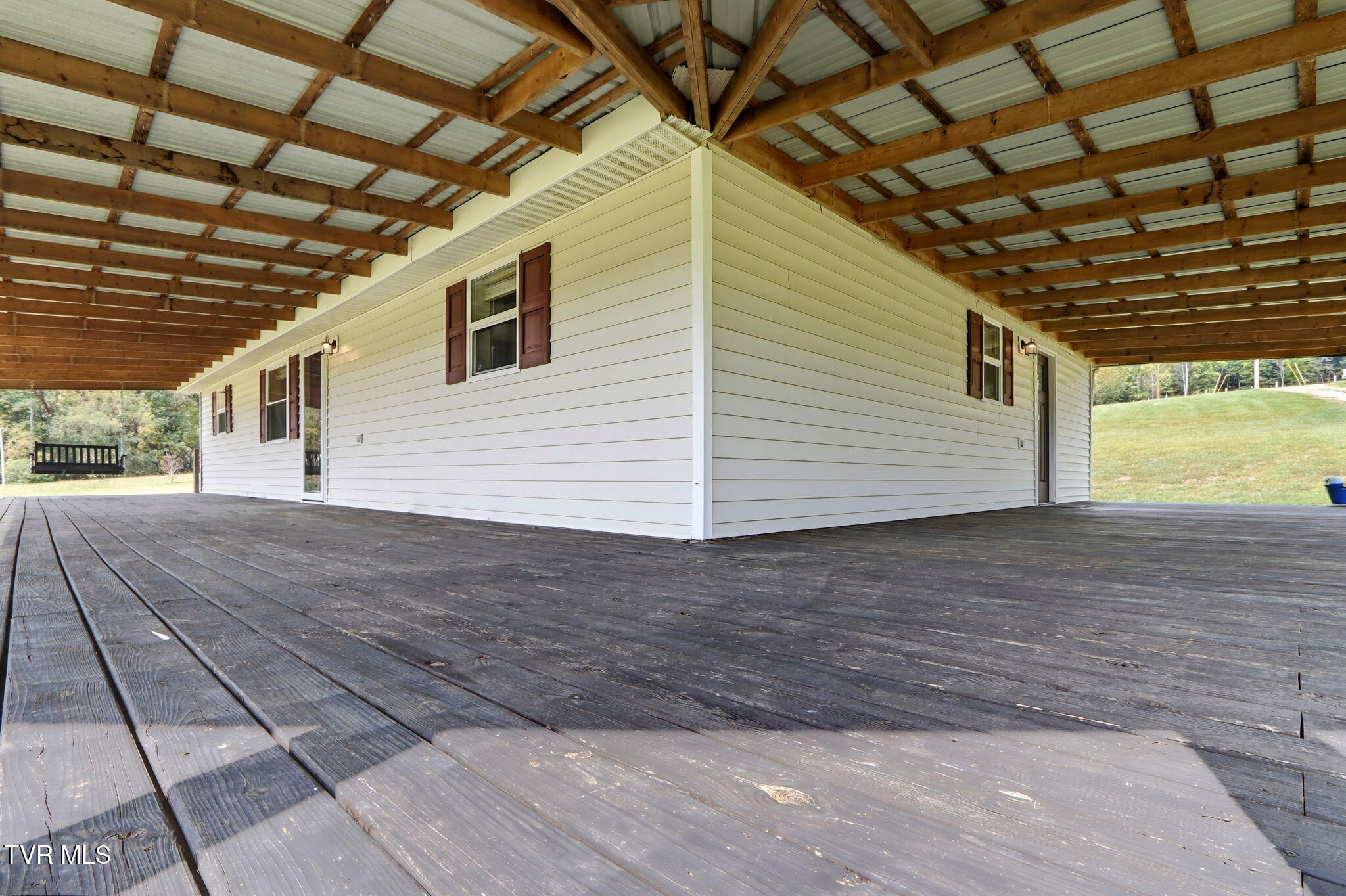 1331 Pine Orchard Road Butler, TN 37640 - Photo 15 of 46 16-web-or-mls-_MG_3411