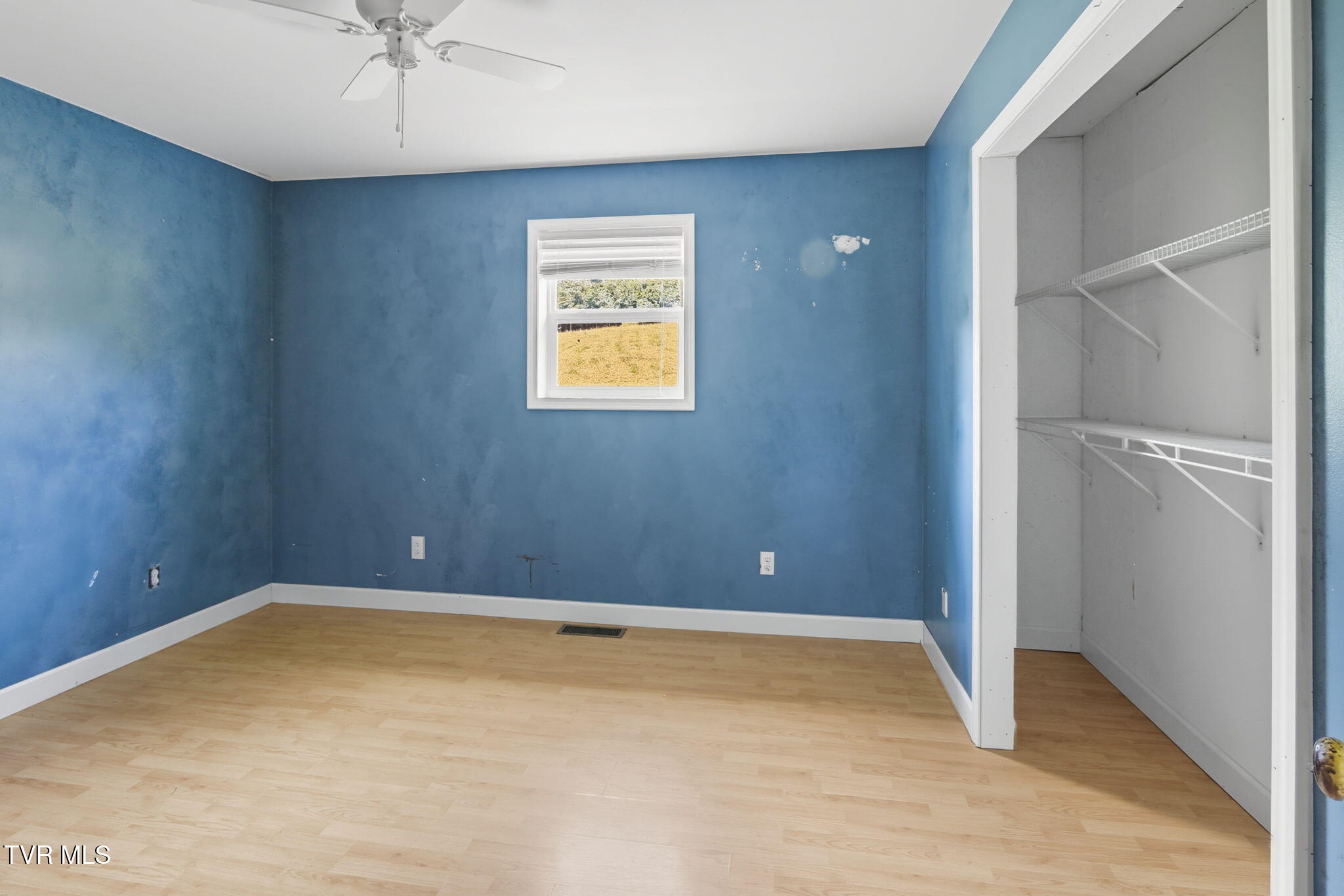 1331 Pine Orchard Road Butler, TN 37640 - Photo 33 of 46 35-web-or-mls-_MG_3524