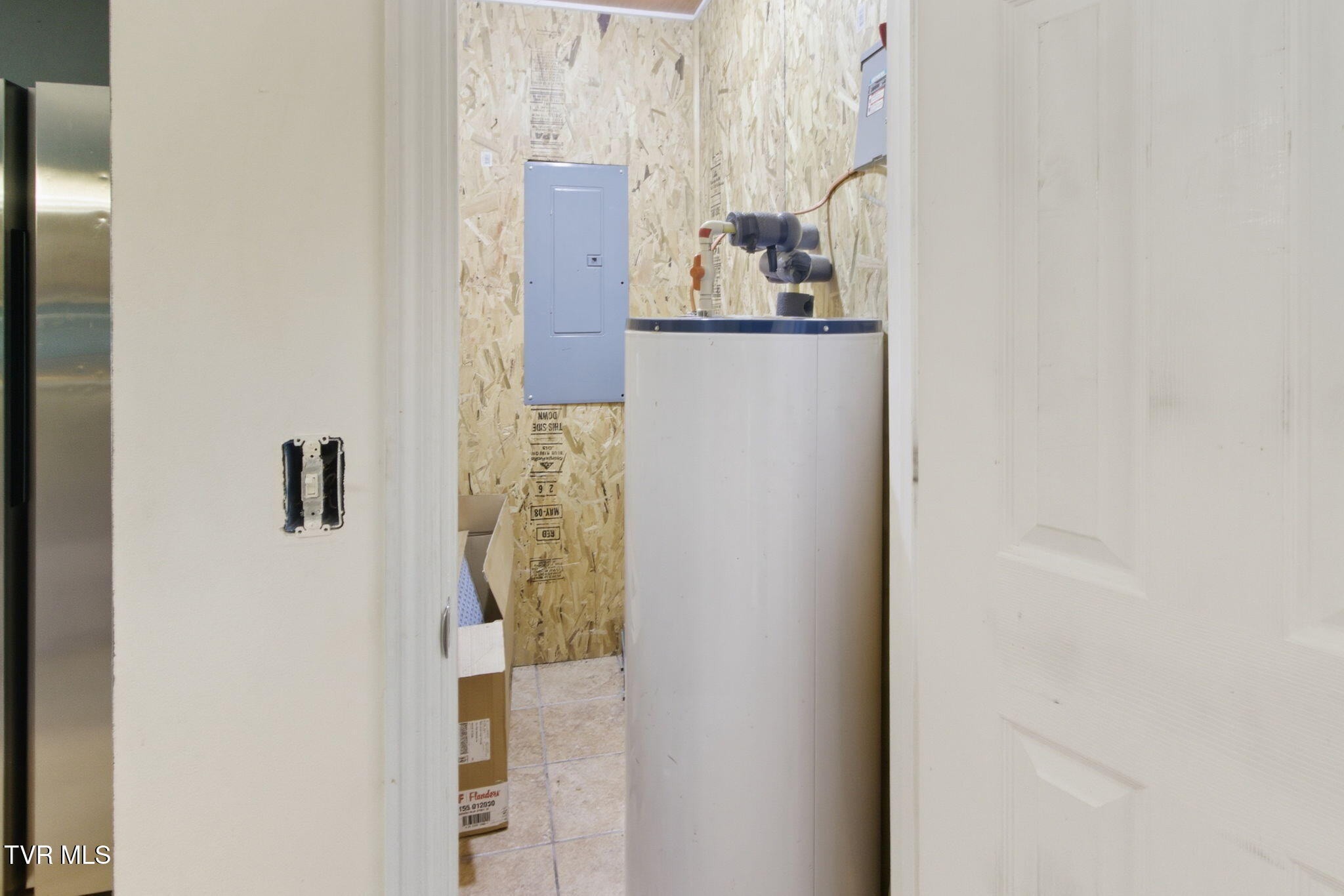 1331 Pine Orchard Road Butler, TN 37640 - Photo 38 of 46 40-web-or-mls-_MG_3556