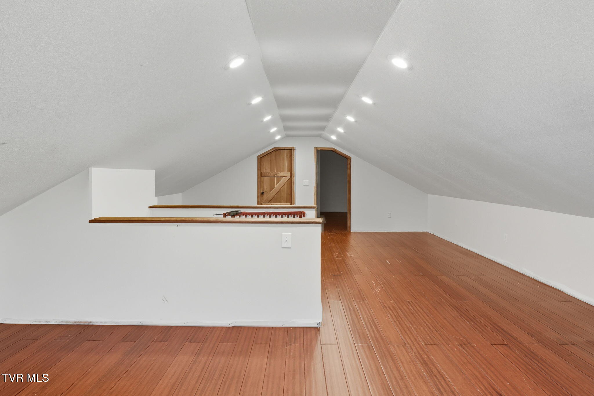 1331 Pine Orchard Road Butler, TN 37640 - Photo 42 of 46 44-web-or-mls-_MG_3576