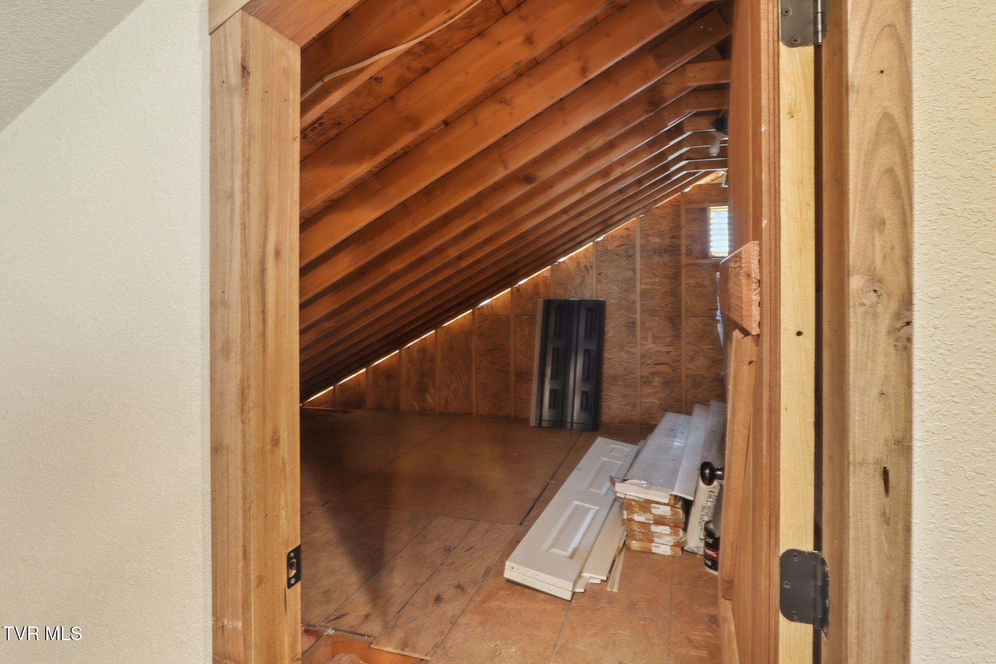 1331 Pine Orchard Road Butler, TN 37640 - Photo 44 of 46 46-web-or-mls-_MG_3583