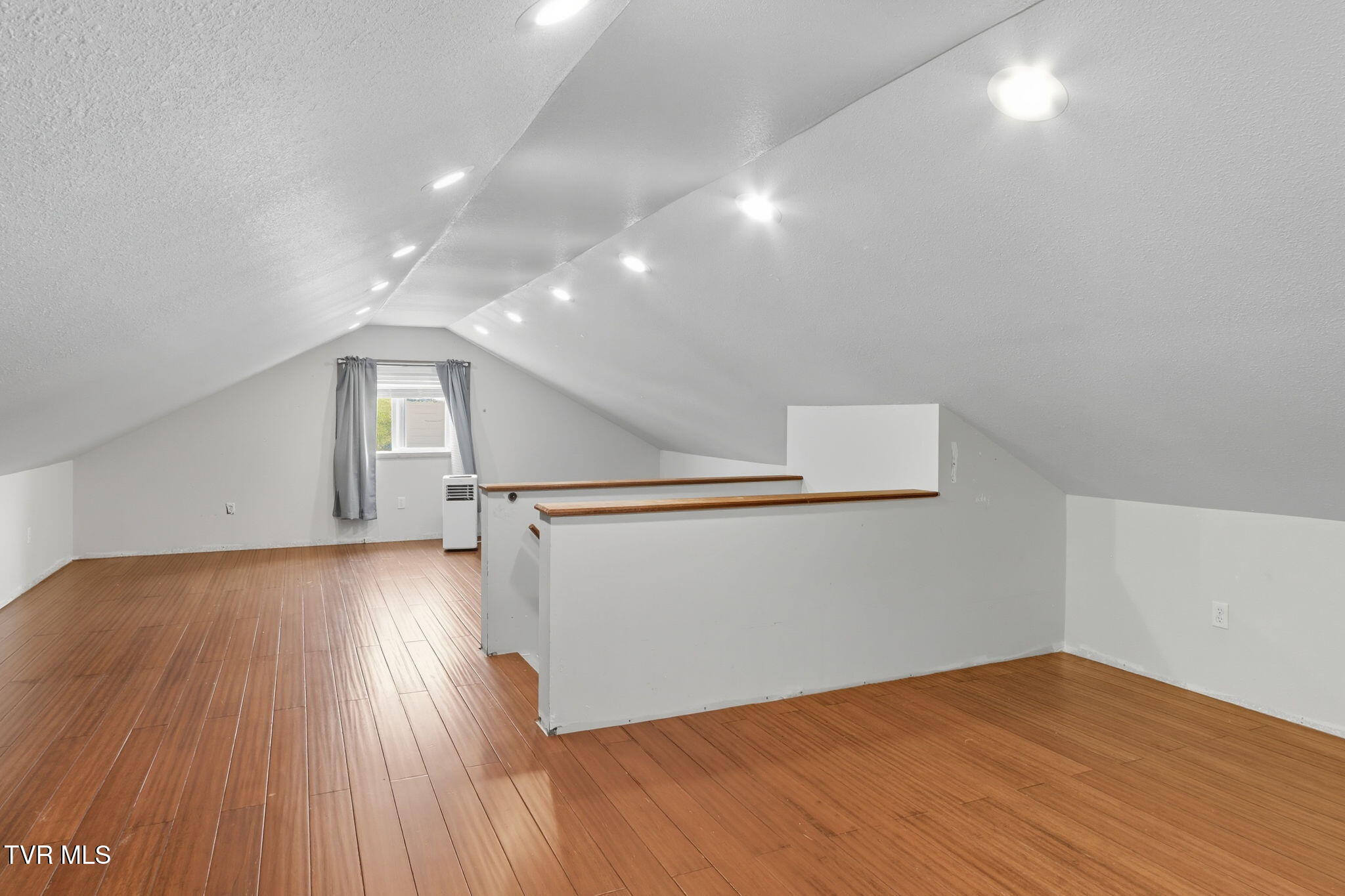 1331 Pine Orchard Road Butler, TN 37640 - Photo 45 of 46 47-web-or-mls-_MG_3588