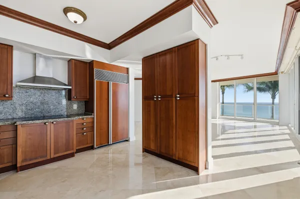 $1,950,000 | 1063 Hillsboro Mile, Unit 301, Pompano Beach, FL 33062