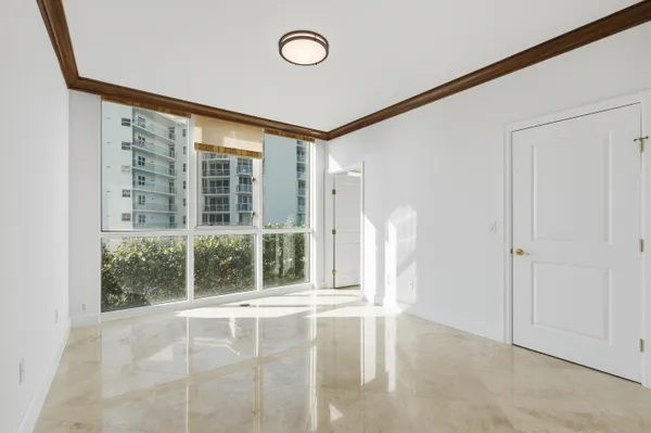 $1,950,000 | 1063 Hillsboro Mile, Unit 301, Pompano Beach, FL 33062
