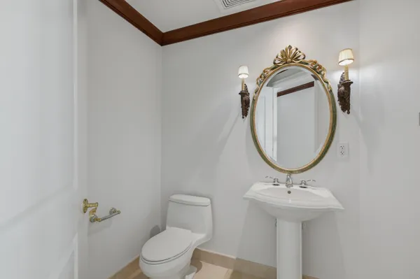 $1,950,000 | 1063 Hillsboro Mile, Unit 301, Pompano Beach, FL 33062