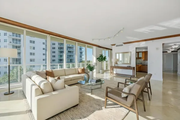 $1,950,000 | 1063 Hillsboro Mile, Unit 301, Pompano Beach, FL 33062