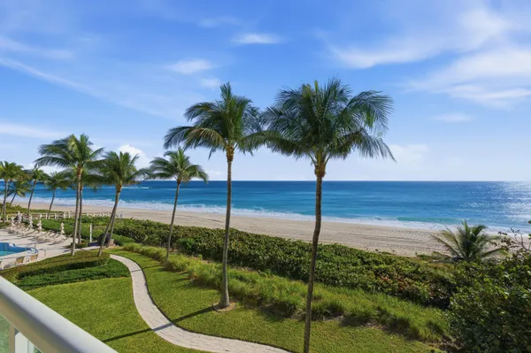 $1,950,000 | 1063 Hillsboro Mile, Unit 301, Pompano Beach, FL 33062