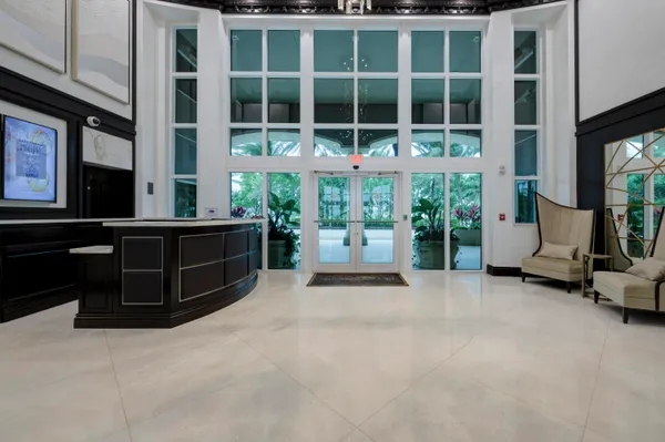 $1,950,000 | 1063 Hillsboro Mile, Unit 301, Pompano Beach, FL 33062