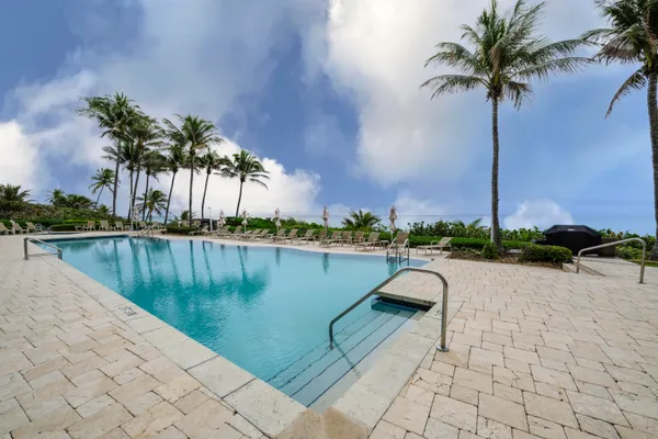 $1,950,000 | 1063 Hillsboro Mile, Unit 301, Pompano Beach, FL 33062