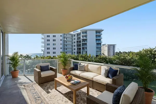 $1,950,000 | 1063 Hillsboro Mile, Unit 301, Pompano Beach, FL 33062