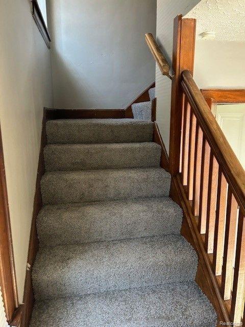131 Chippewa Road Pontiac, MI 48341 - Photo 10 of 34