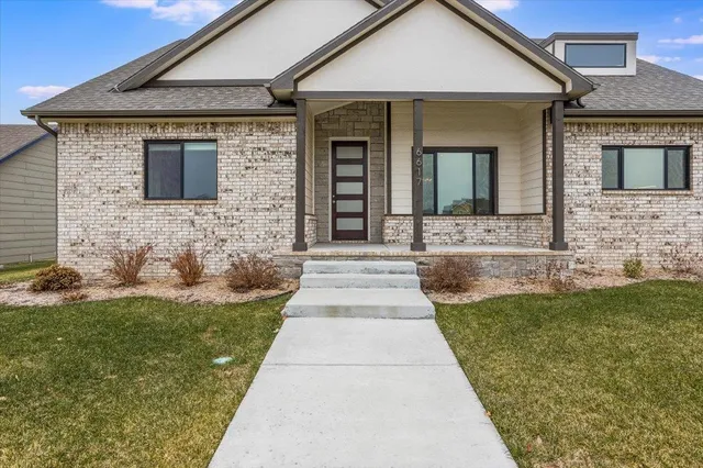 $415,000 | 6617 East Central Park Avenue, Bel Aire, KS 67226