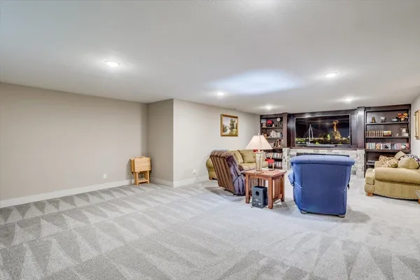 $415,000 | 6617 East Central Park Avenue, Bel Aire, KS 67226