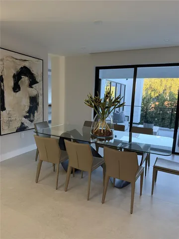 $6,655,000 | 285 Woodcrest Road, Key Biscayne, FL 33149