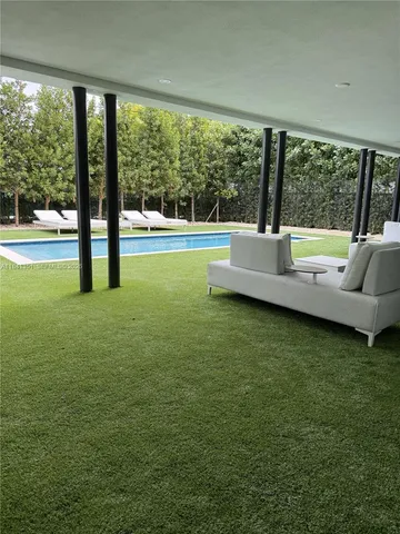 $6,655,000 | 285 Woodcrest Road, Key Biscayne, FL 33149