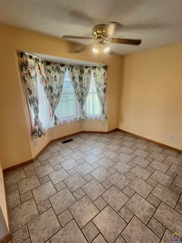 $260,000 | 113 Osage Street, Reading, KS 66868